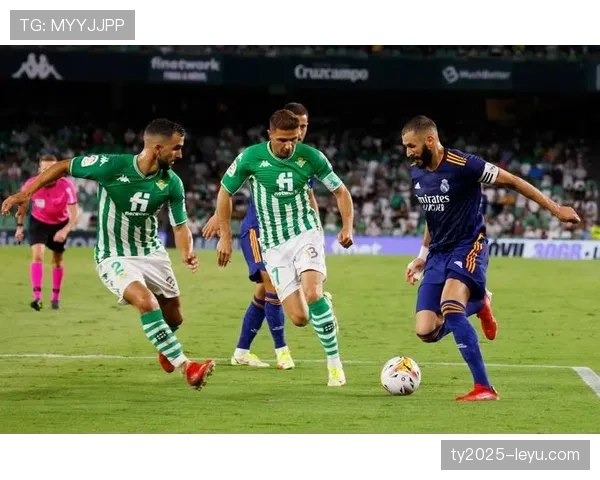 比利亚雷亚尔状态回升，强势开启西甲新征程