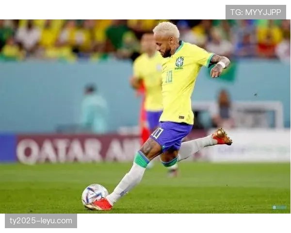 内马尔加冕巴西队历史最佳射手，闪耀赛场书写传奇