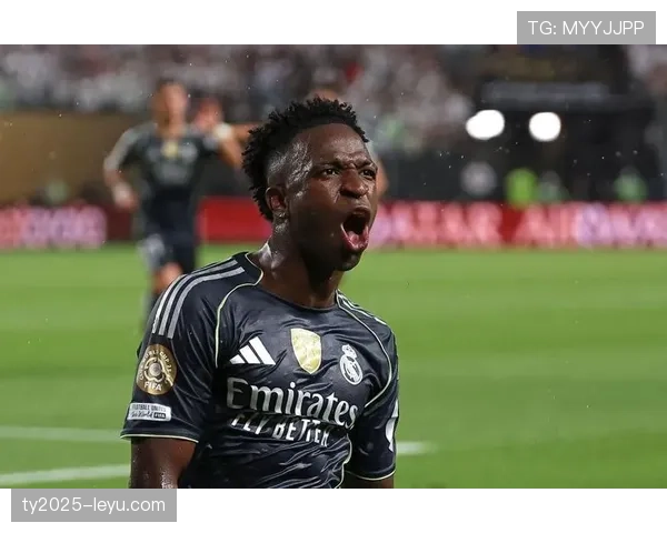 维尼修斯巅峰赛季表现解析：进球助攻双线提升的关键原因